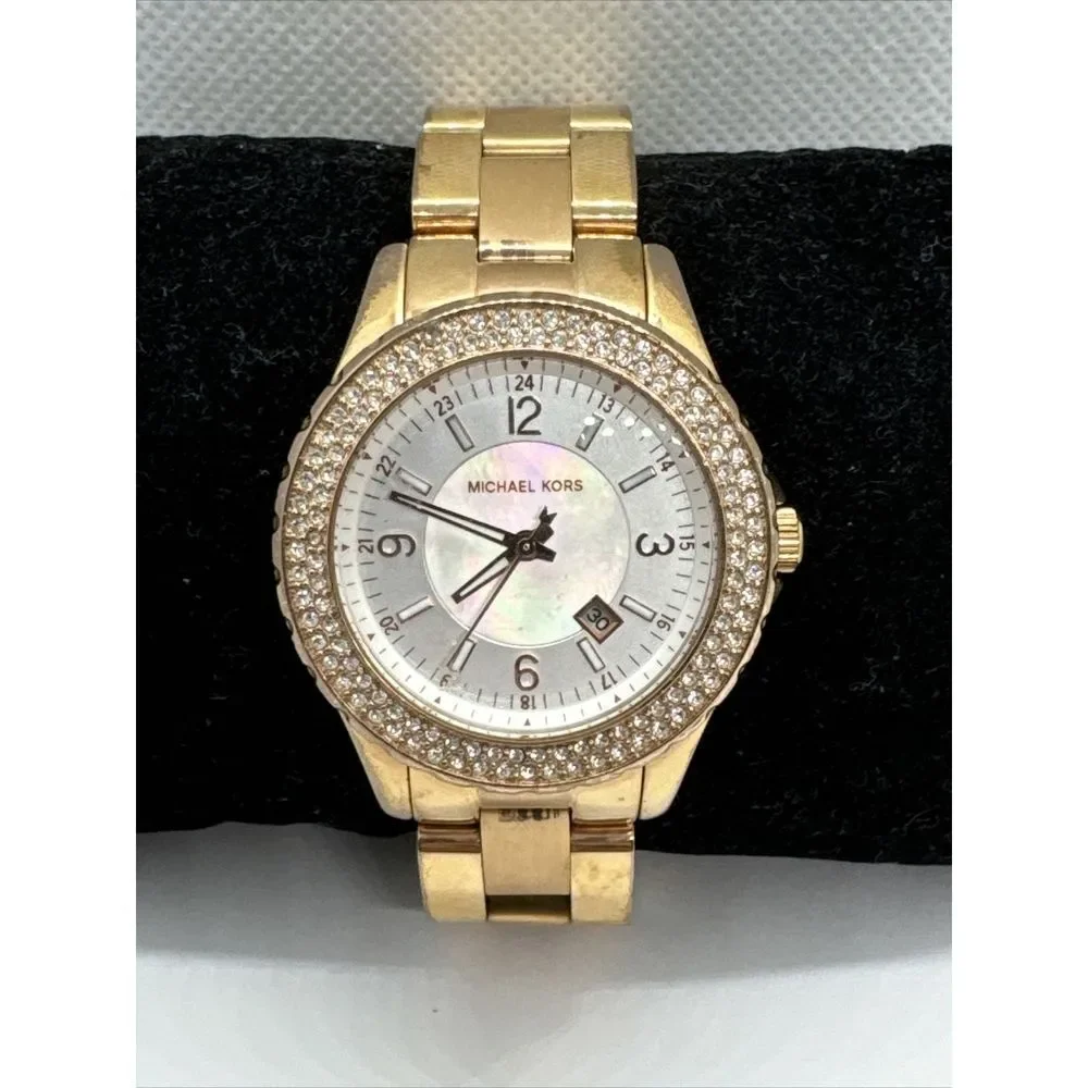 Michael Kors Glitz MK5403 Womens Stainless Steel Analog Dial Quartz Watch JNA786